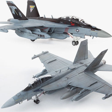 Academy 12560 1/72 Grumman E/A-18G VAQ-141 Shadowhawks